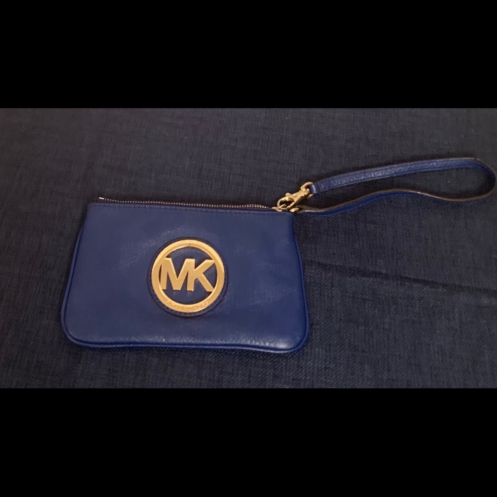 Michael Kors wristlet purse / wallet